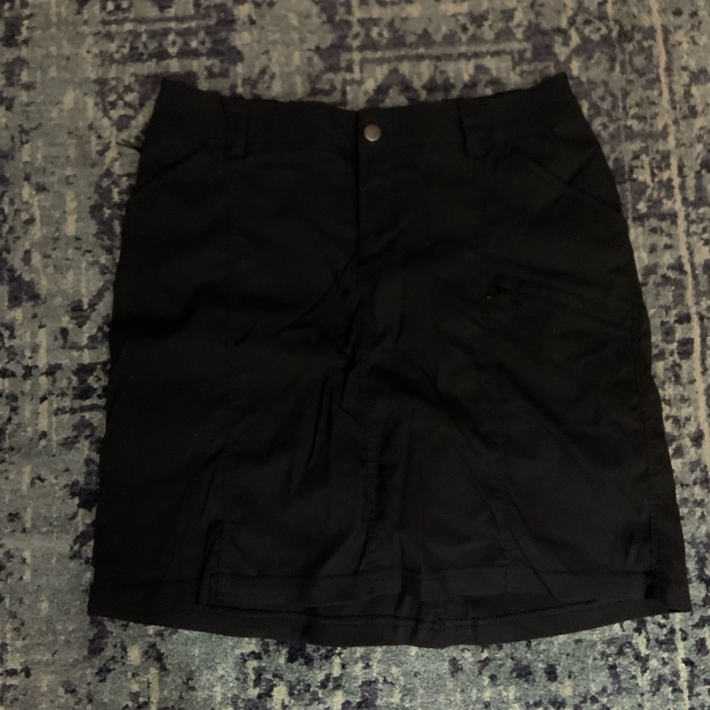 Duluth trading Company, nylon skirt, size 14, black.